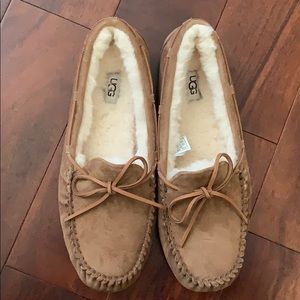 UGG Olsen Slippers Size 11
